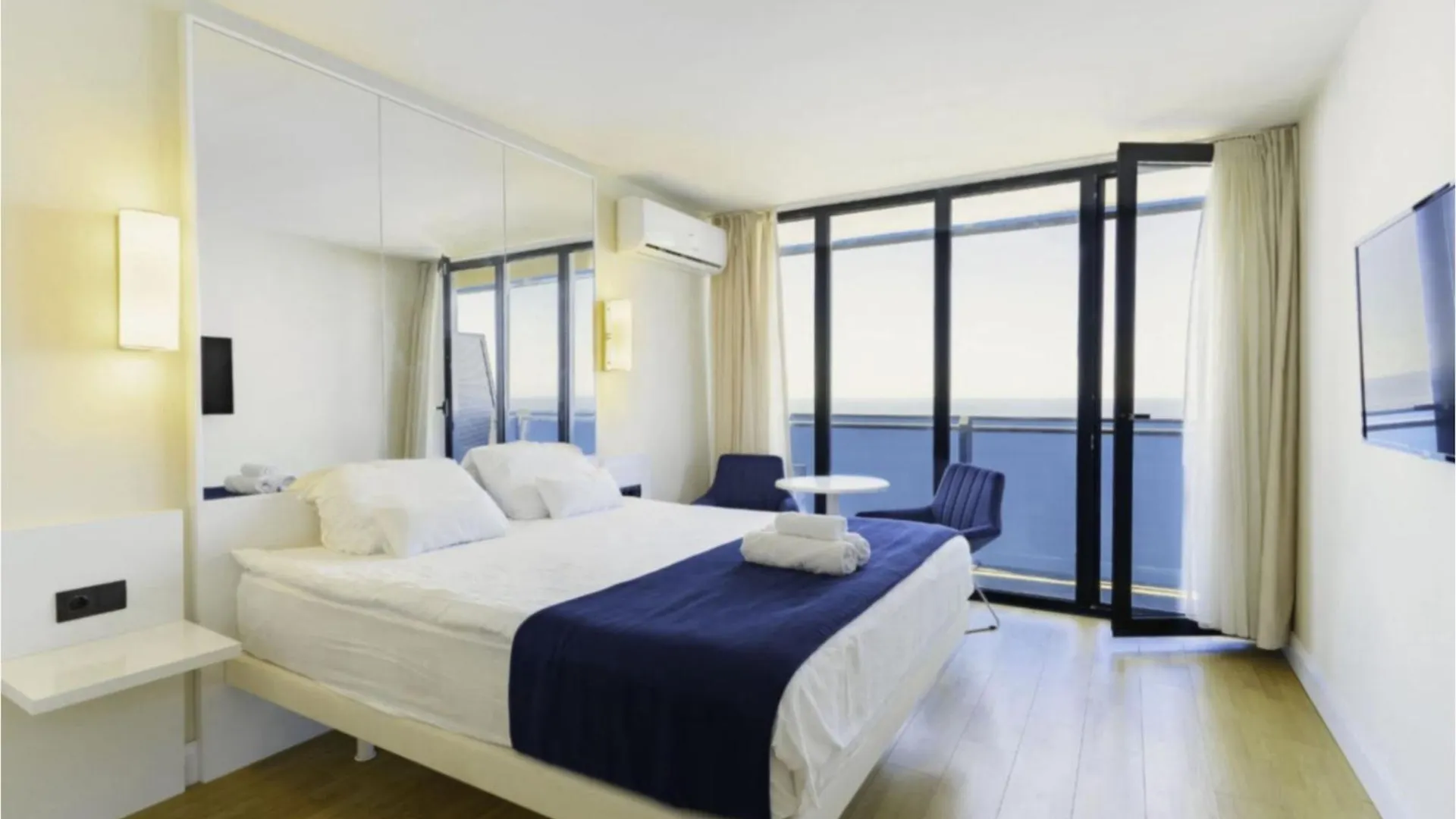 Aparthotel Seaside Apartments Orbi City Batumi